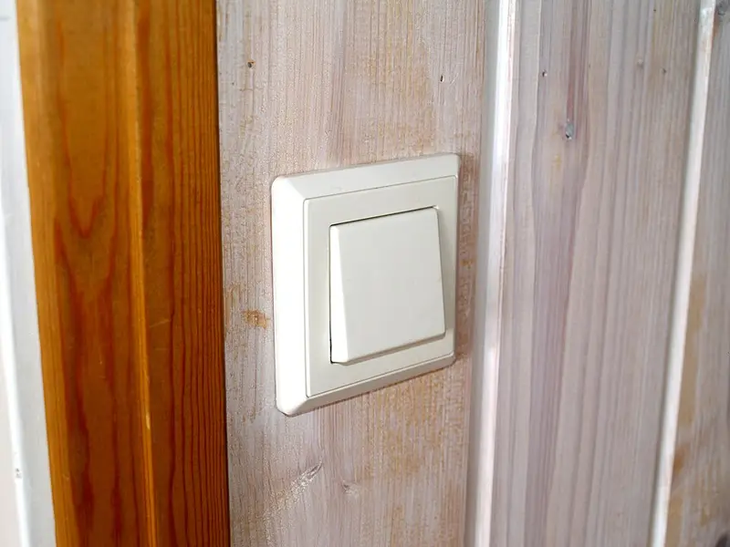 White light switch